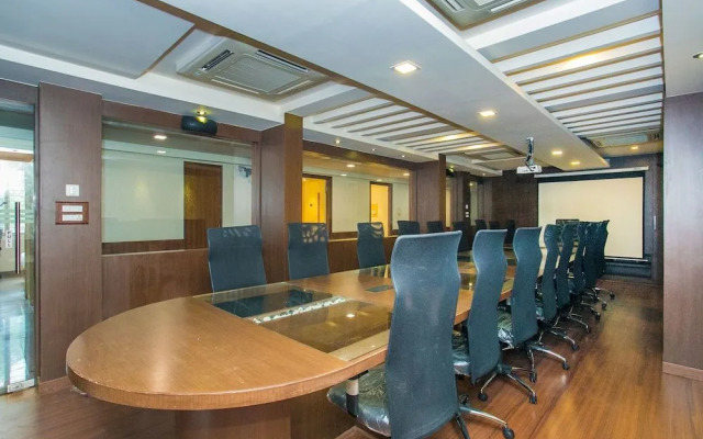 OYO 16557 Sri Krishna International