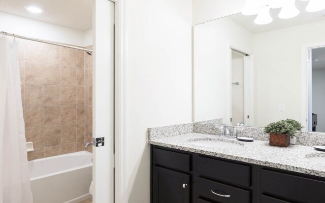 Solterra Townhome With Pool 4651