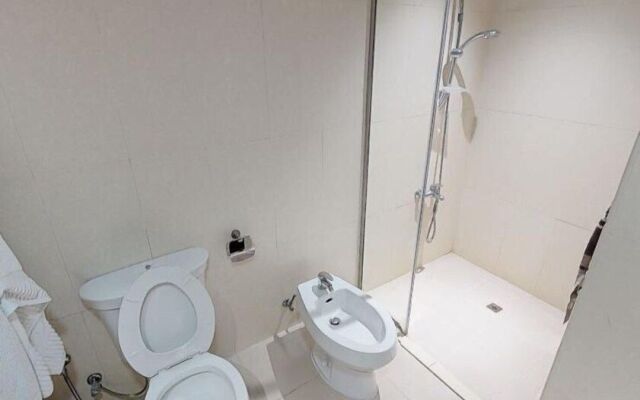 Deluxe One Bedroom Apartment near Mall of Emirates