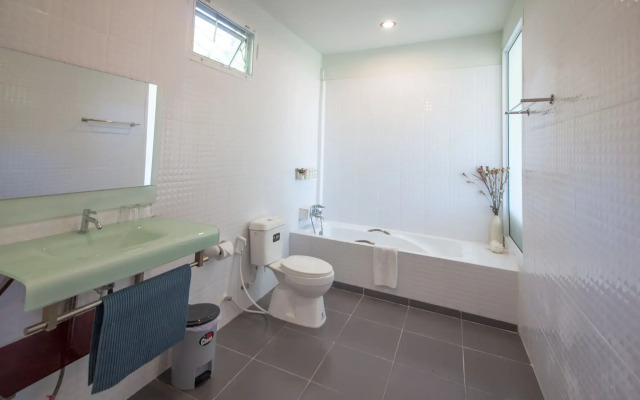 Bluemoon Riverside Resort