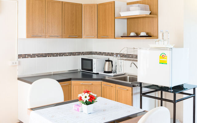 Orawan Suites