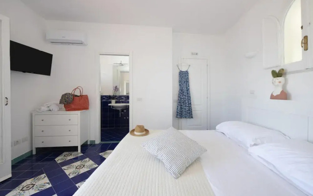 Villa Bijoux - Luxury Villa Sea View