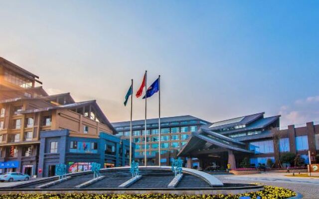 Hotels in Yuquan Bay