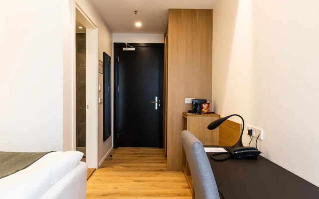 South Coast Hotel