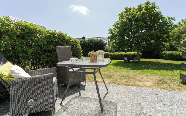 Cozy Texel Retreat With Garden