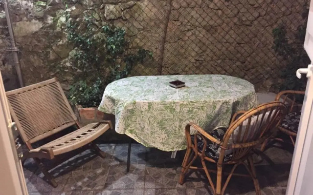 APARTMENT MAX 4 stars