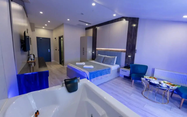 Meros Hotel