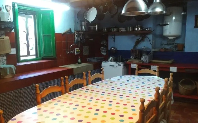 Casa Pintoresca con espacios y piscina