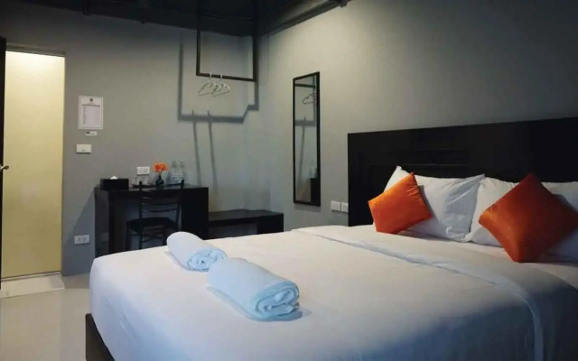 B-Black Hotel Chonburi
