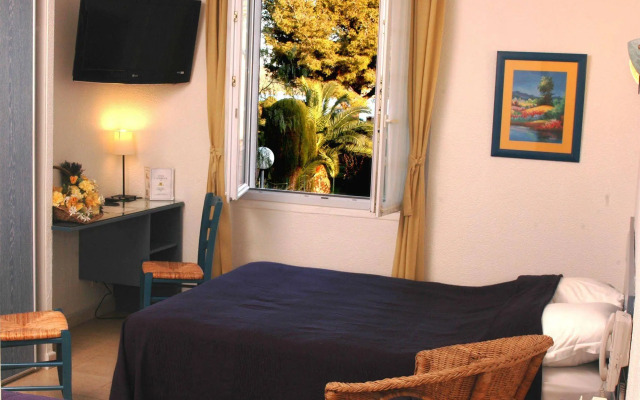 Logis Hotel l'Esterella