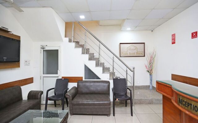 OYO Flagship 9554 Hotel Grand Plaza