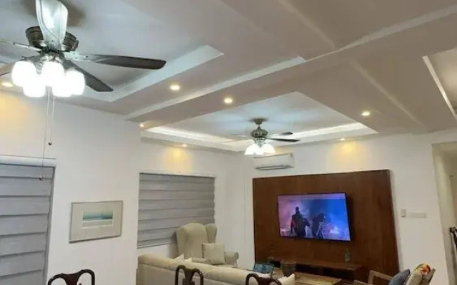 Truro Apartment Retreat