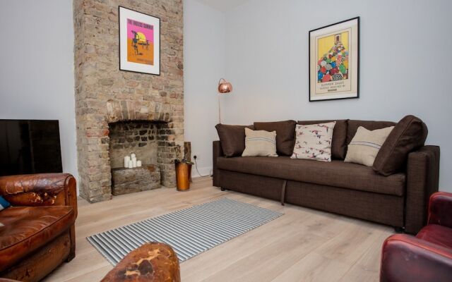 5 Bedroom House in East London