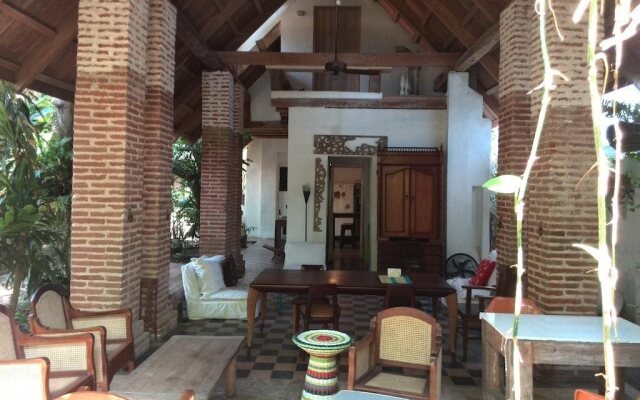 Casa Real Del Cabrero by Soho