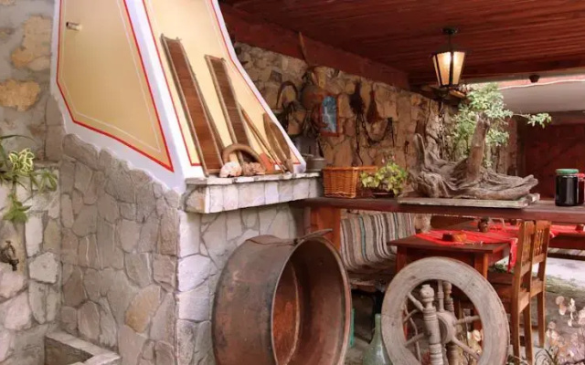 Nenchova Guest House