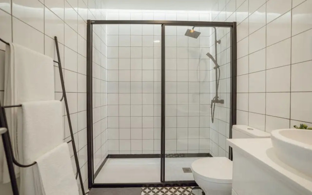 Porto Panoramic Views With Terrace by Vacationy