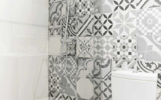 Revitalized Downtown Apartment in Historical Building