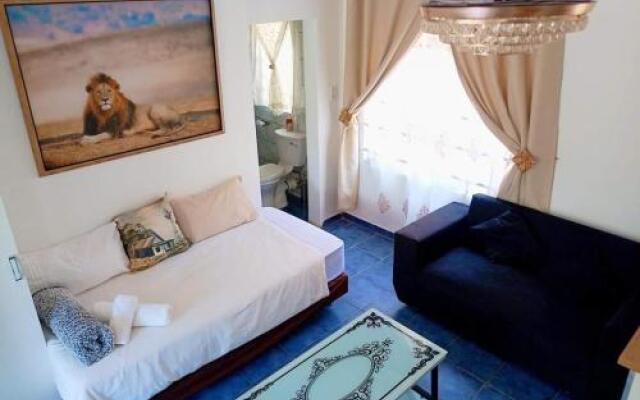 Queensburgh B&B or Self Catering