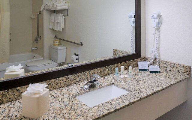 Quality Inn & Suites Denver International Airport