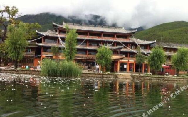 Lugu Lake Nagu Hotel