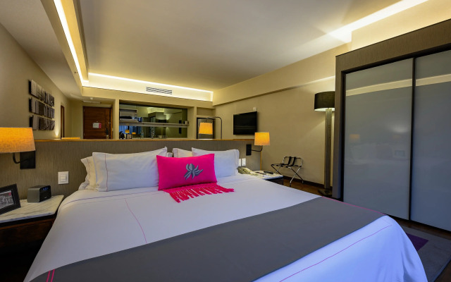 Las Suites Campos Eliseos