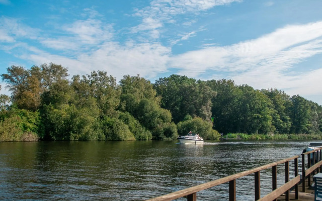 Amsterdam Lake Hotel