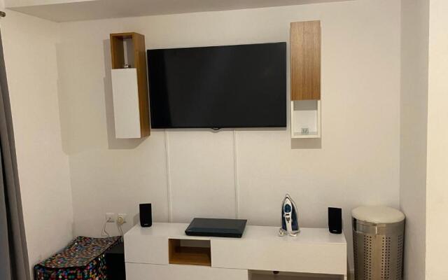 Luxury studio with SPA close to athens airport