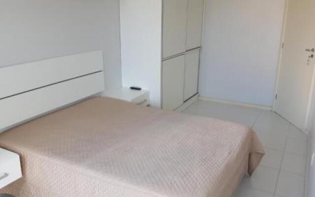 Apto Ingleses à 50mts da praia