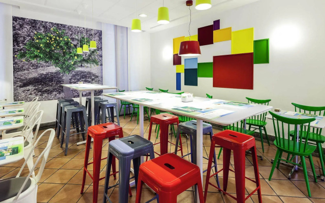 Ibis Styles Napoli Garibaldi