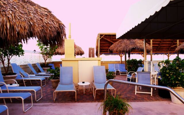 Rooftop Resort - Clothing Optional - Adult Only