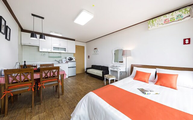 Yangyang Mybeach Pension