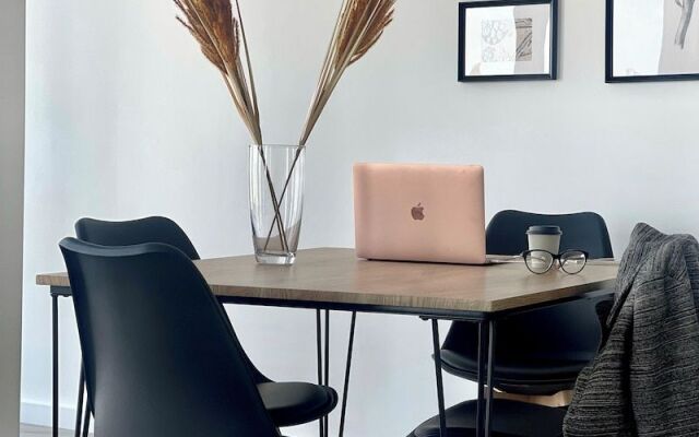 Manhattan Pad by condokeeper