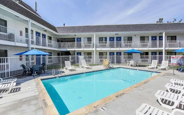 Motel 6 Fremont, CA - North
