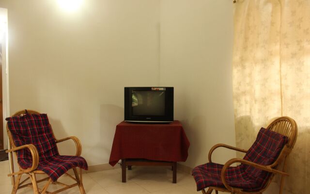 OYO 9277 Studios Near Candolim Beach