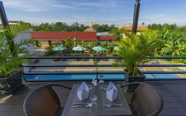 Oriental Palace Resort