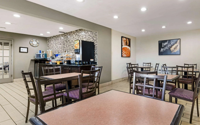 Best Western Red Carpet Inn