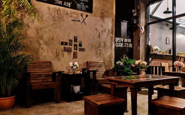 Znap's hostel and Café