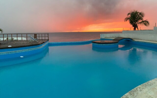 ON THE Caribbean SEA - Crystal Apartment