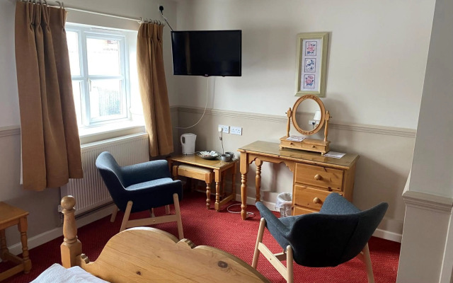 The Bullshead, Arthingworth House B&B