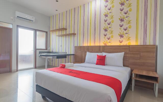 RedDoorz Plus near Taman Budaya Samarinda