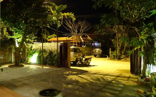 Ylang Garden Villa