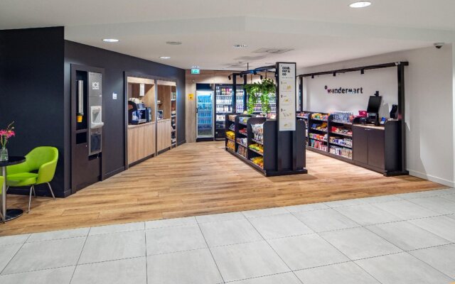 Holiday Inn Express Amsterdam - Arena Towers by IHG