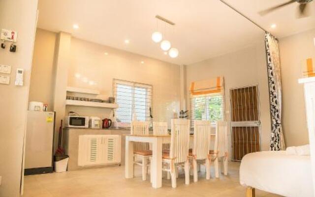 Bann Income Holiday House