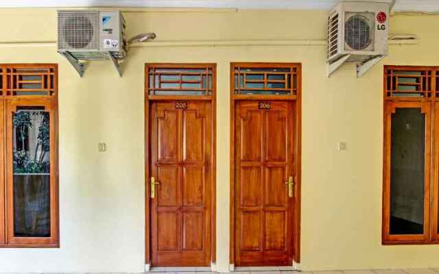 OYO 91603 Wisma Garuda