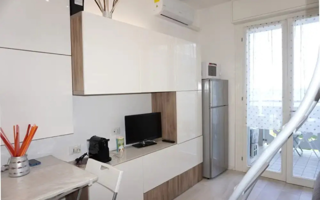 Sea Front Apartment With Swimming Pool