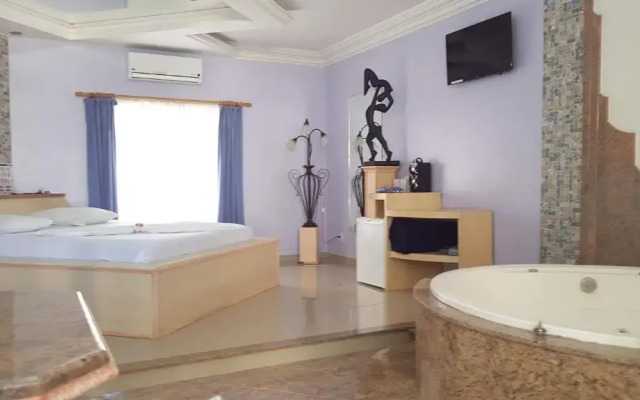 L'acqua Motel Express