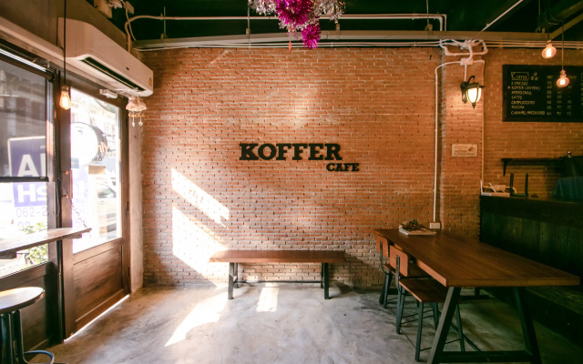 OYO 568 Art Hotel Hua Lamphong - Hostel