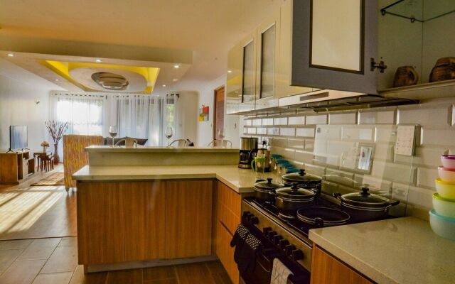 Edmor Residences - Riverside