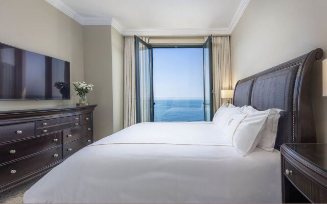 Royal Princess Hotel