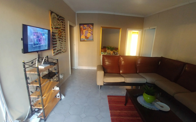 Nkosazana Guest House